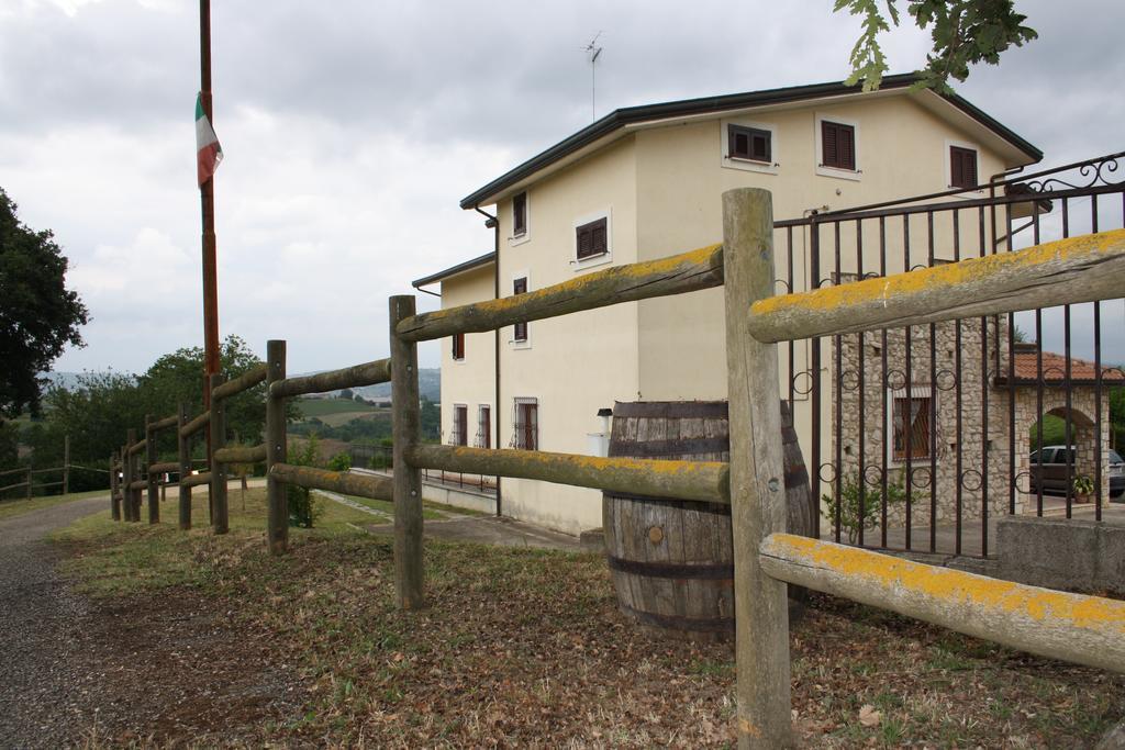 Agriturismo Casale 1921 Torre le Nocelle Exterior photo